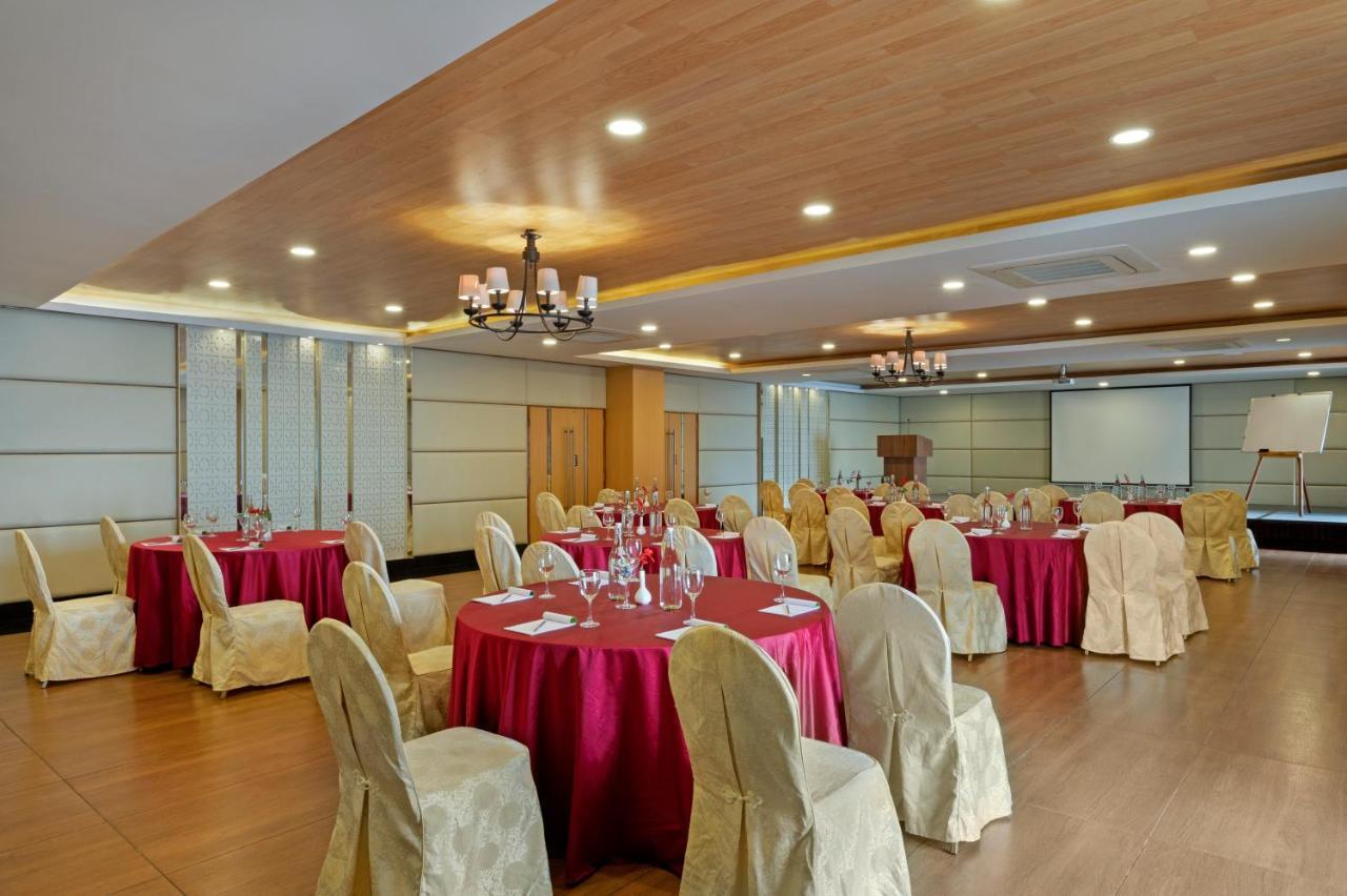 Sterling Yercaud Hotel Exterior photo